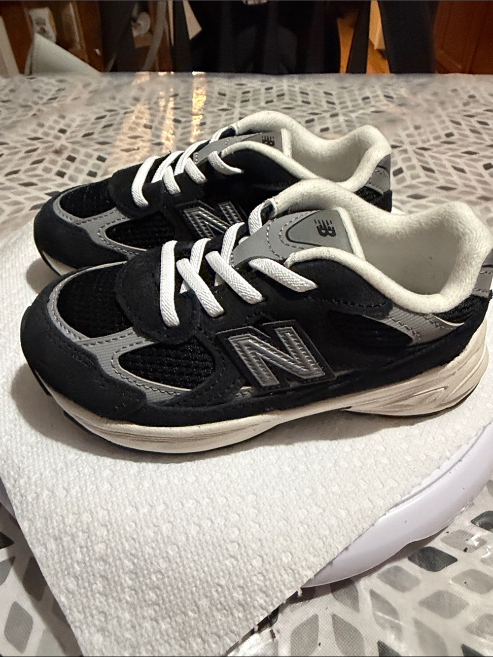 New Balance Kids Black & Gray Sneakers with White Laces